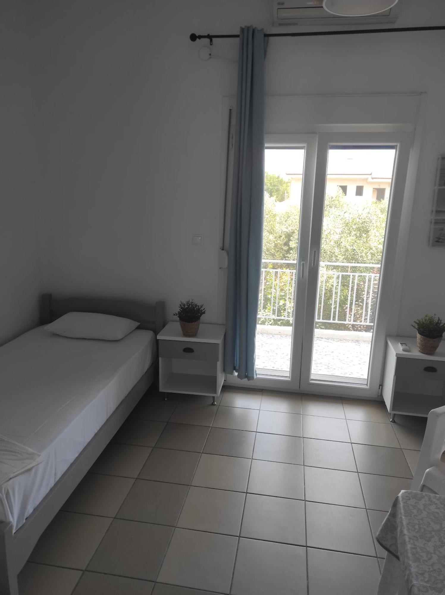 Noula Rooms Макригиалос Екстериор снимка